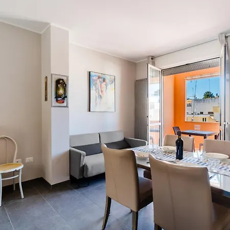 Valentina A 5 Posti شقة