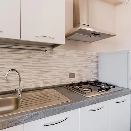 Valentina A 5 Posti Отранто