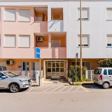 Valentina A 5 Posti أوترانتو