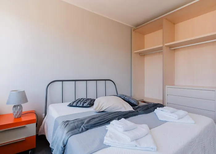 Valentina A 5 Posti شقة